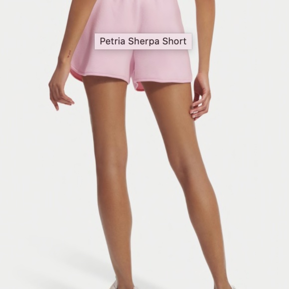 Women's Petria Sherpa Short - Picture 4 of 9